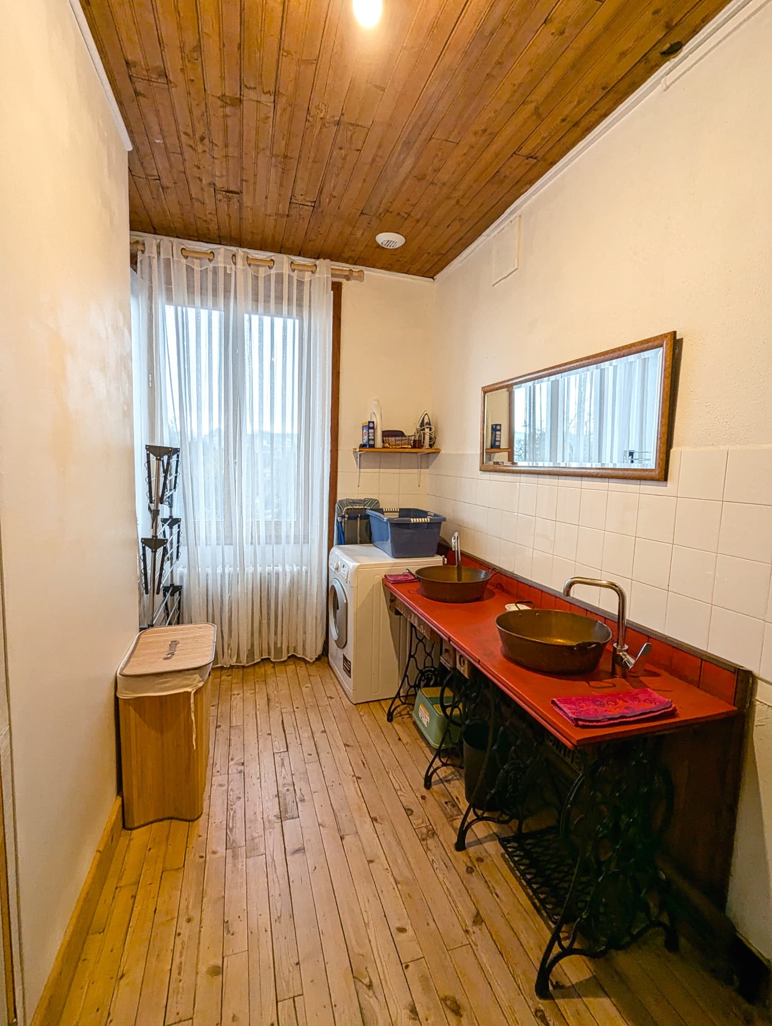 WC communs double vasque